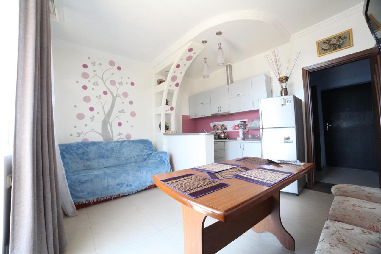 Apartment On Lermontova 바투미 외부 사진