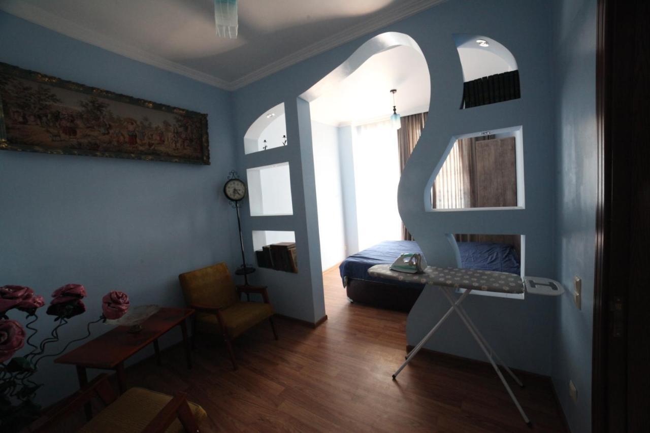 Apartment On Lermontova 바투미 외부 사진