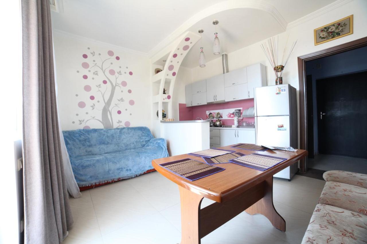 Apartment On Lermontova 바투미 외부 사진